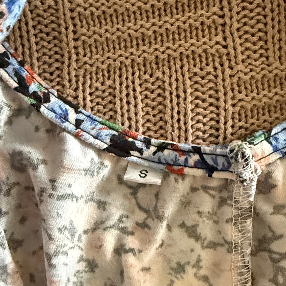 Blue Floral Button-Front Sundress - Picture 3 of 9